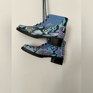 Vintage 90s Light Blue & Violet Leather Boots